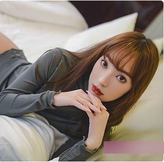 奇妙独家：盘丝网两个顶级模特超有尺度拍摄花絮