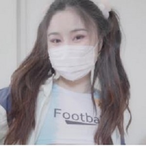JVID女神《nana_taipei》最新作品，惹老公生气智能化身足球宝贝来讨好老公