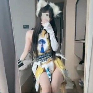 推特超嫩网红女神-anbaby，收费私拍[58v-801m]