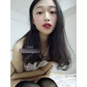 超嫩女朋友自行打包视频，清晰度13v22p，大小3.6g，可在百度盘下载