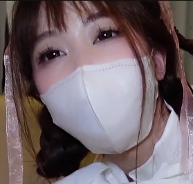 网红Cola私拍服装剧情打粑粑