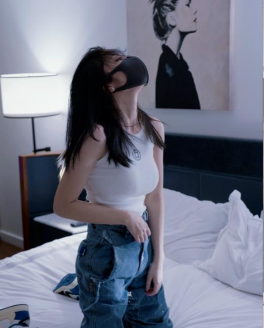 超人气老网红玩偶姐姐最新私拍有尺度合集