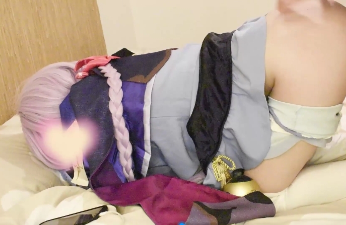 猫屋-七七cos三人游+V/979MB