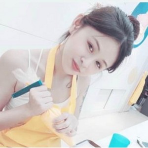 学院纹身美眉P友自拍小视频，年轻高清姨妈也不停