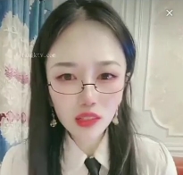 感受到推特每日大赛的精彩，一窥选手们的实力和给力表现。赶紧点击链接，下载这份视频合集，让你沉浸在80场比赛中，体验不一样的视听盛宴！80v+1G百度盘