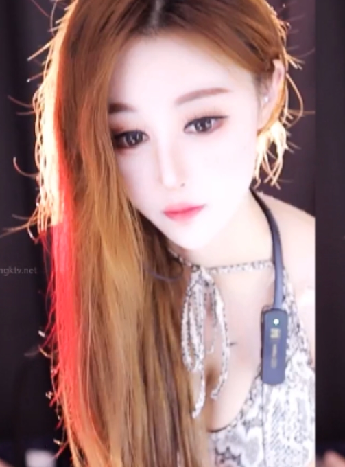 网易CC小初万元定制23v22.3g：收藏量301，百度ED2K热搜