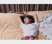 一米八大梨子美女身材高挑绑架学生妹被束缚视频合集5.9G