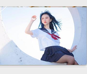 82社区宝藏小姐姐：粘人的小猫蜜臀羞羞视频合集