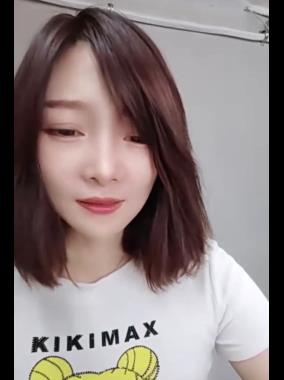 欢乐音乐时光：音乐老师教学生弹钢琴唱歌，跳D舞蹈！