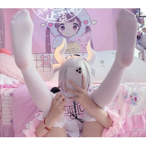 小九醬高端私拍福利：雙馬尾女仆裝视频大放送！