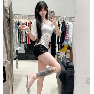 顾恩婷：107v1.9g的超高清视频