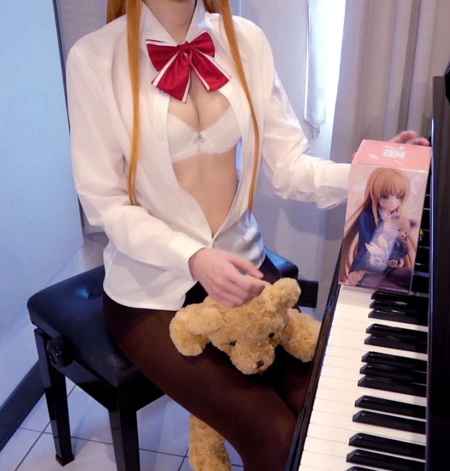 神秘钢琴博主panpiano发布高质量视频196v29g