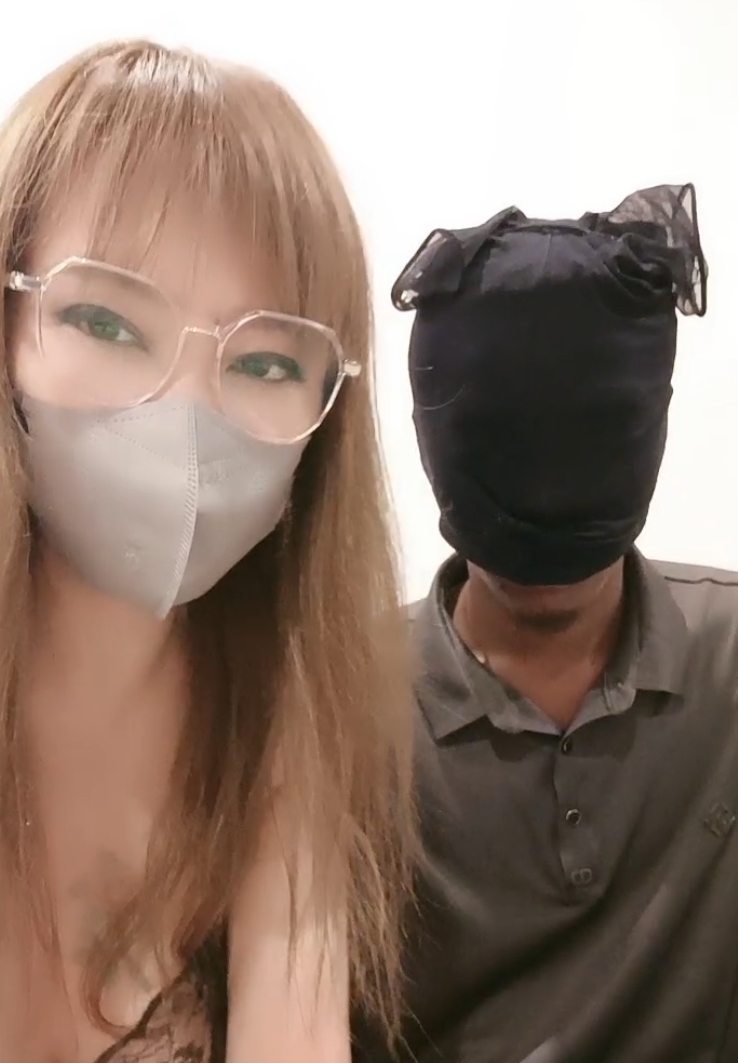 老黑深圳银四人游最新合集5P371V773G，精彩瞬间尽在百度ED2K收藏