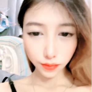 百度卷卷小狗日记沉沦系列195v146g细腰圆臀某处湿润