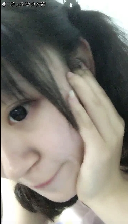 半糖直播二次元狂热少女珍藏视频60部52.4G超绝珍藏