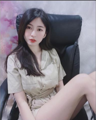 82社区Lisa蜜桃臀热舞合集77V36.8G让人顶不住