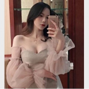 魔法秋秋自拍视频合集5V2.2G流鼻血了