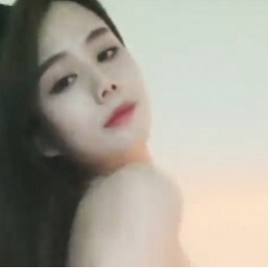 绿播小橙子魅惑热舞视频合集1V+1.25G美艳动人