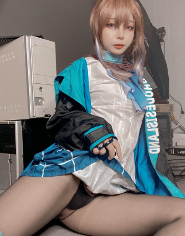 电报UmekoJ魅魔系列51部232G绝了