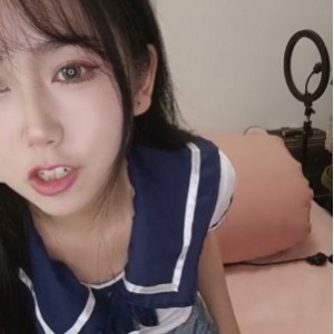 推特小美私密视频1部0.7G太嫩了