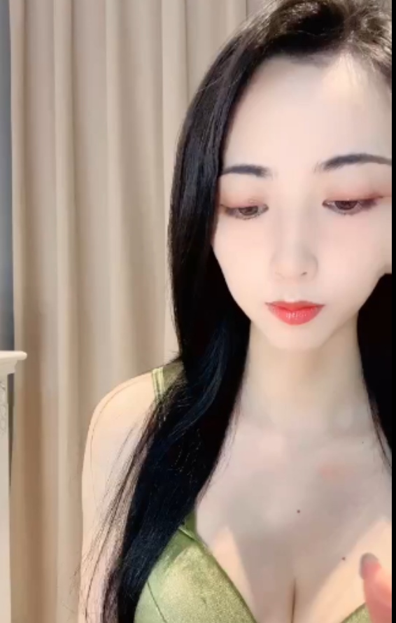 提莫的甜桃11合集32部42G神颜主播聊骚