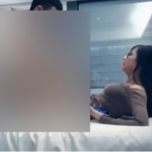 2k修复眼镜妹三部曲3V10G腿玩年