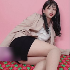 推特展示Jieun伪娘180部御姐合集25.5G眼镜娘太顶了