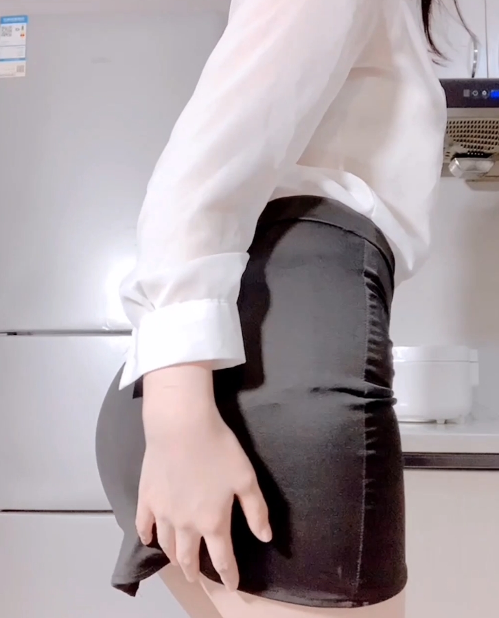 月月酱49.7G超清合集推特展示珍藏版