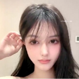p站气质学姐【香奈奈】傲人身材穿搭有尺度