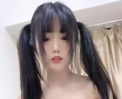 81部1.7G福利姬喵四付费内容超软萌