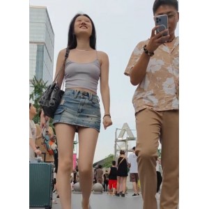 大神KXCD街拍抄底精选11季20V嫩妹高清1.8G太吸睛