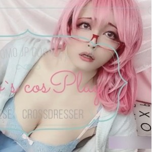Onlyfans日本伪娘momo撩人合集22V10G忒顶了